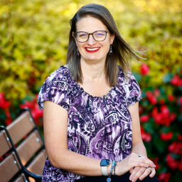 Michelle DeKeyser (Host & Speaker)