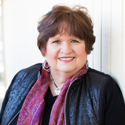 Cheryl Ginnings (Host & Speaker)
