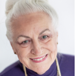 Dr. Oksana Sawiak