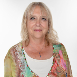 Rae-ann Wood-Schatz